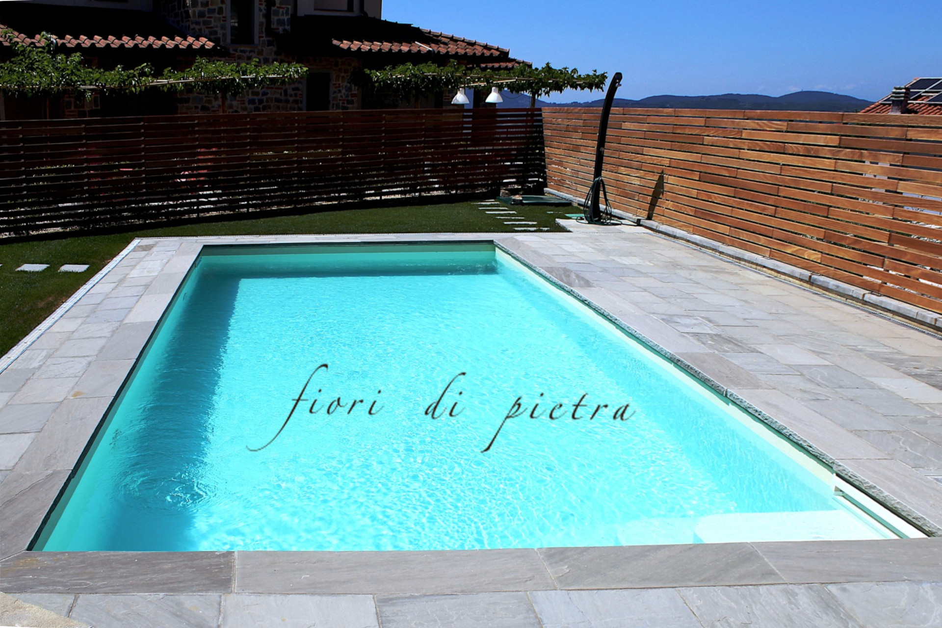 Projects Piscine with SAND GREY stone